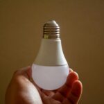 Jak ušetřit za elektřinu: Praktický průvodce, který opravdu funguje